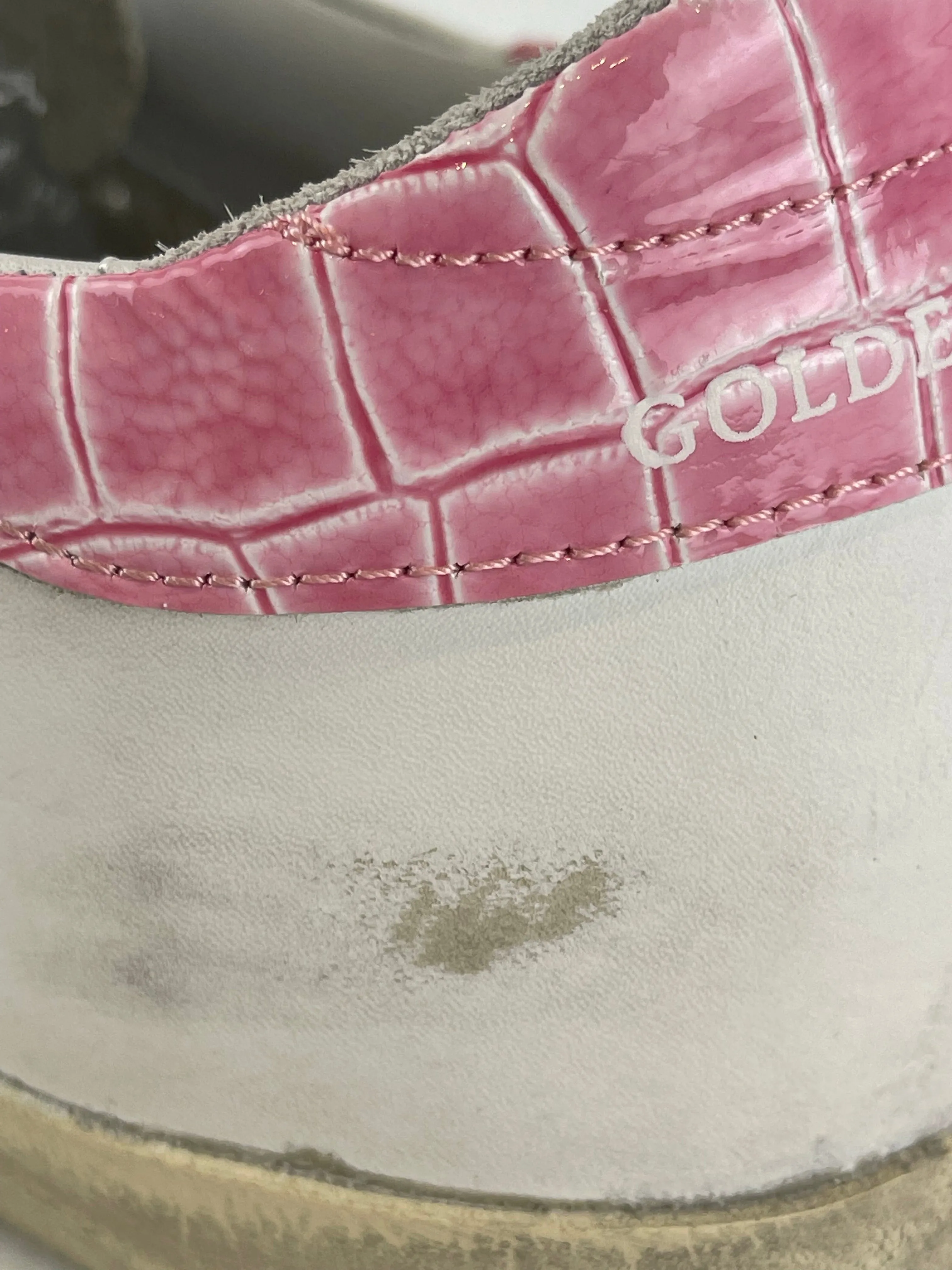 Golden Goose White Distressed Effect Leather “SuperStar” Trainer -UK 6 /EU 39