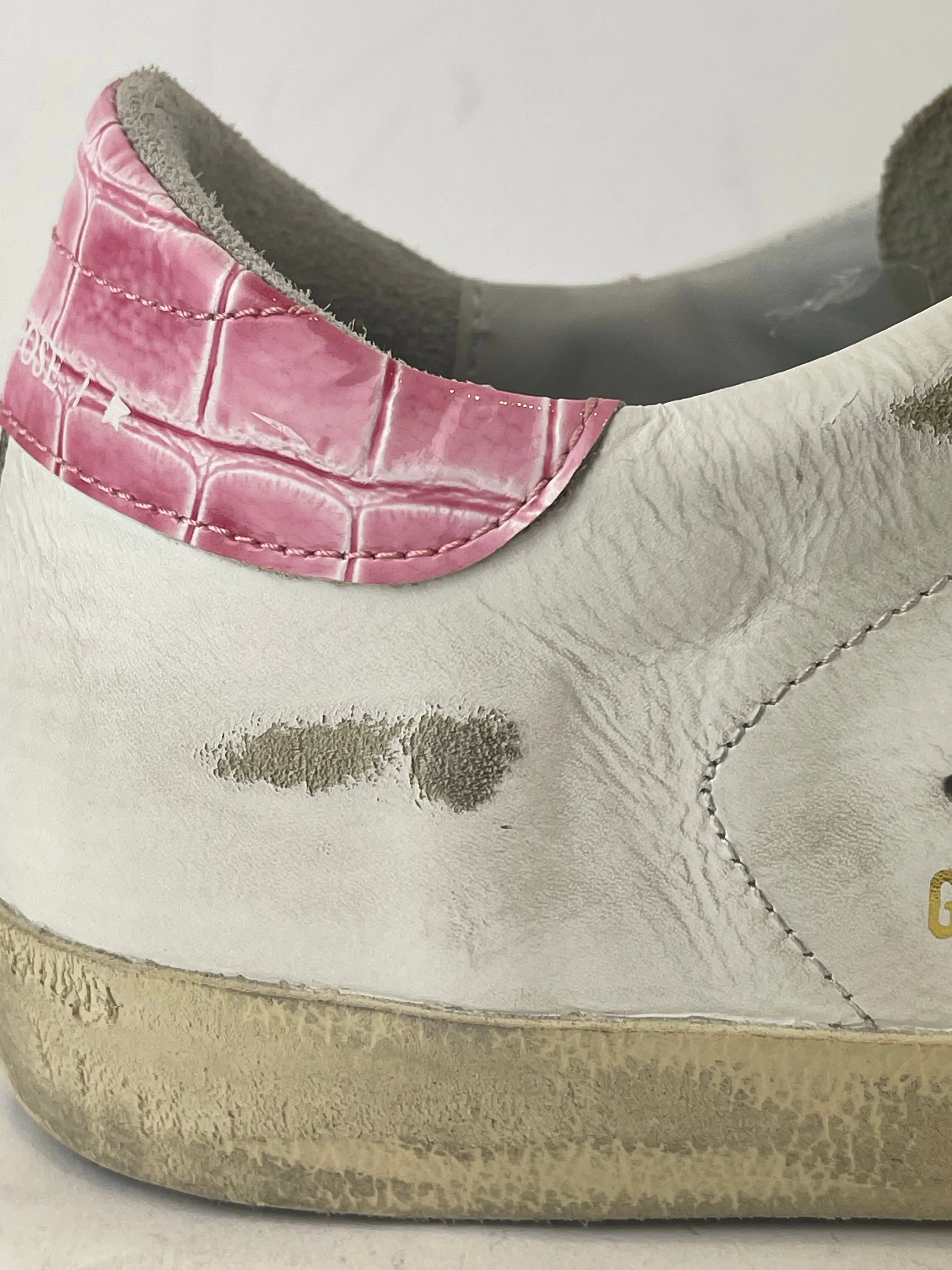 Golden Goose White Distressed Effect Leather “SuperStar” Trainer -UK 6 /EU 39
